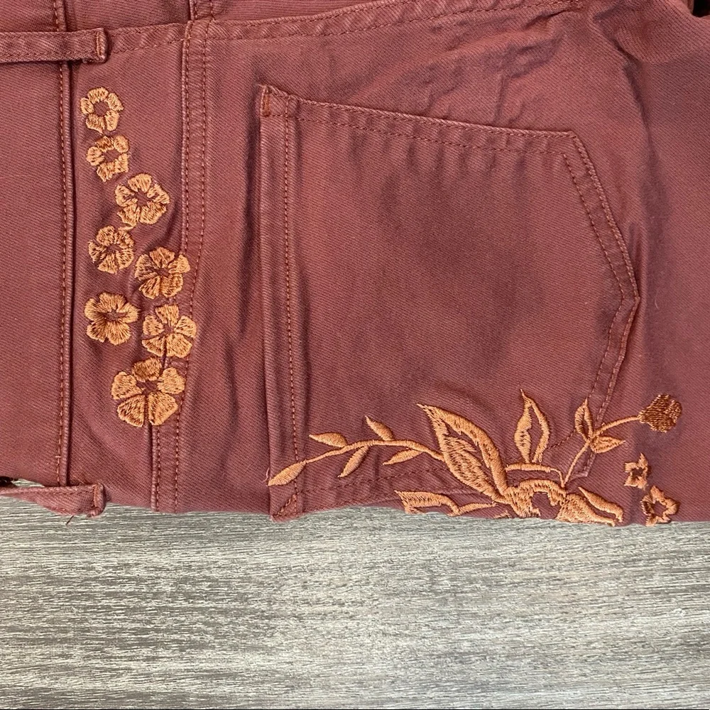 Express High Rise Supersoft Rose Gold Embroidered Stretchy Leggings Sz 0 or 2 - Picture 9 of 13
